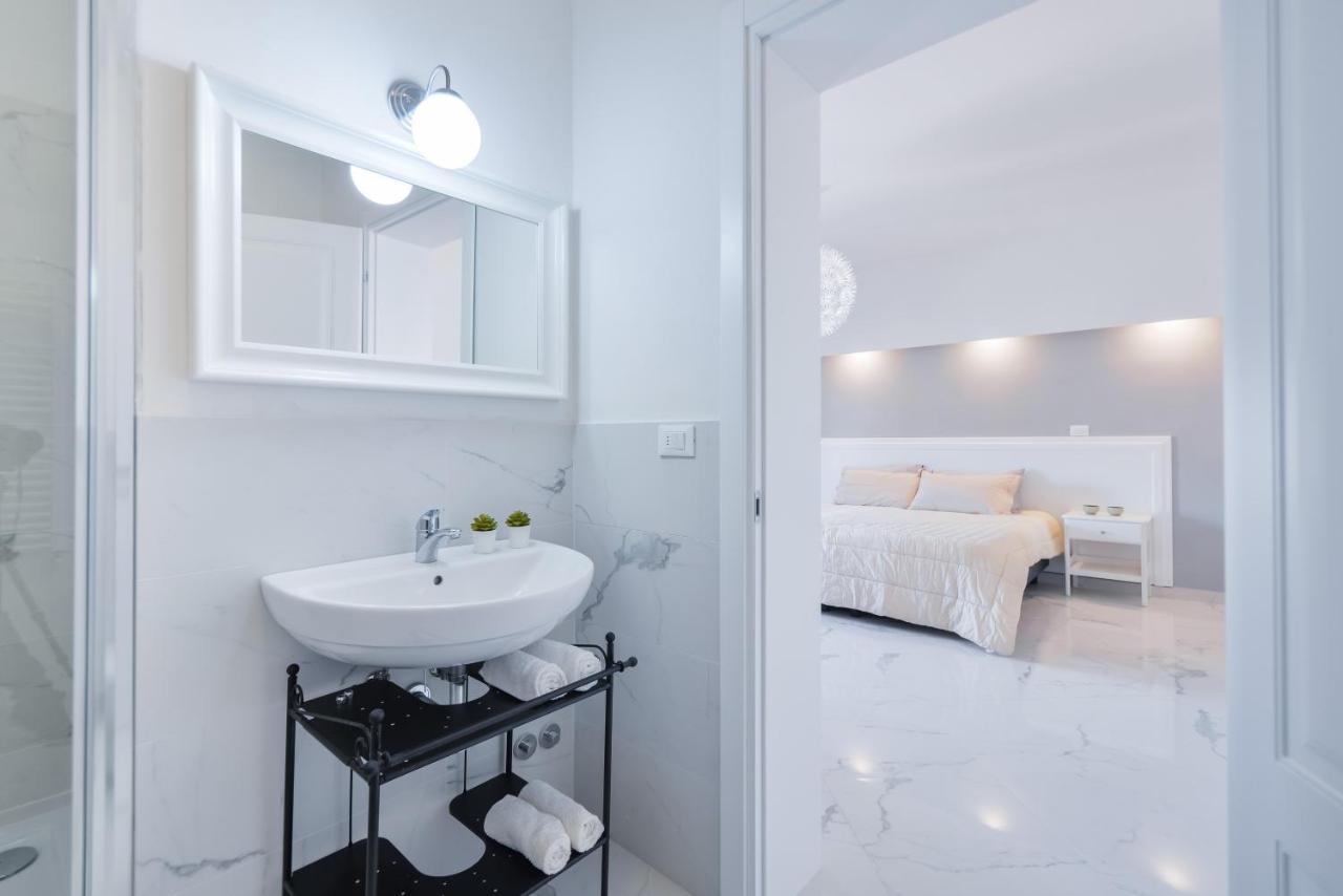 New Central Apartment & Rooms 몬테카티니테르메 외부 사진